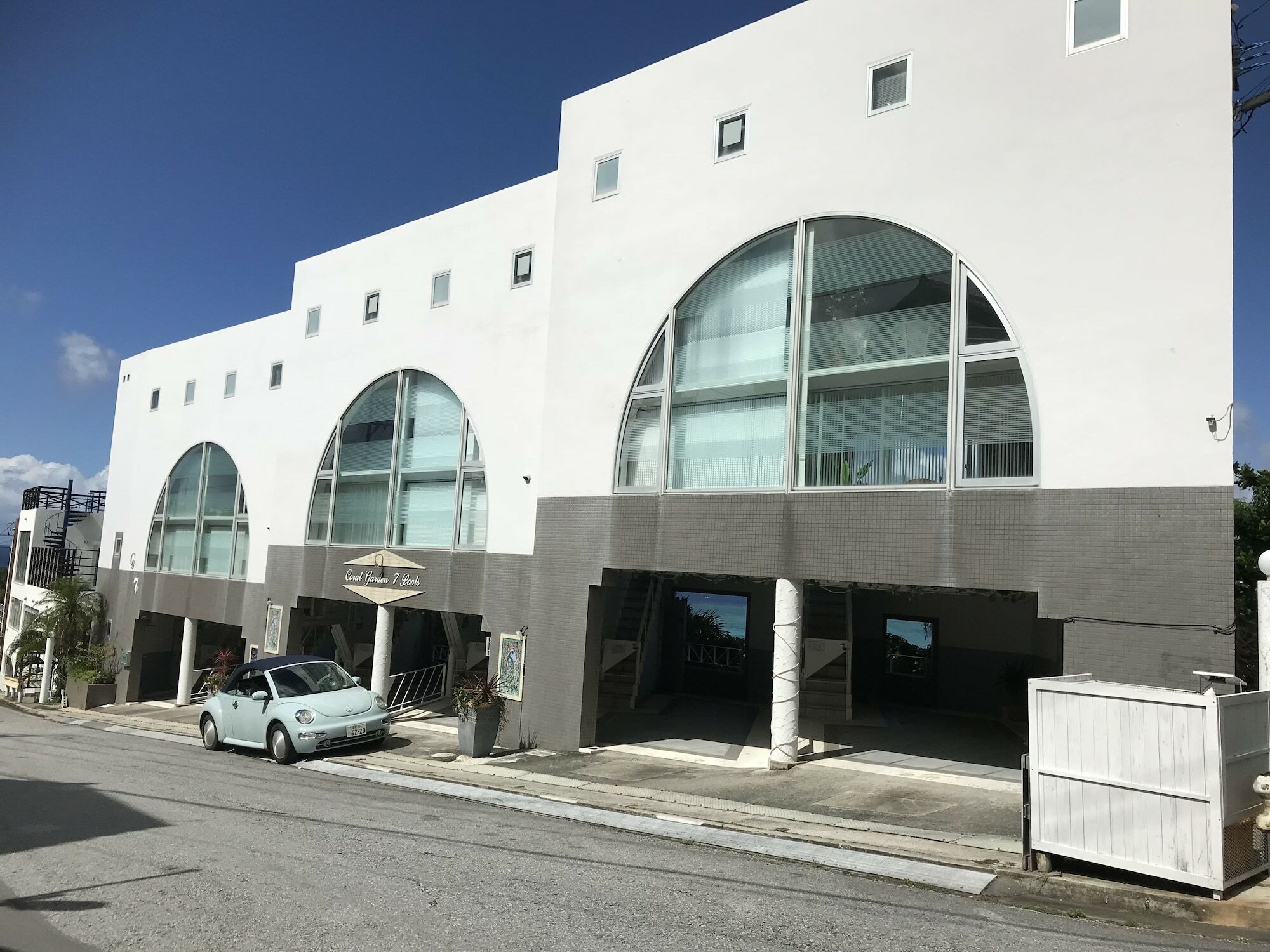Coral Garden 7 Pools Apartment Yomitan Exterior photo